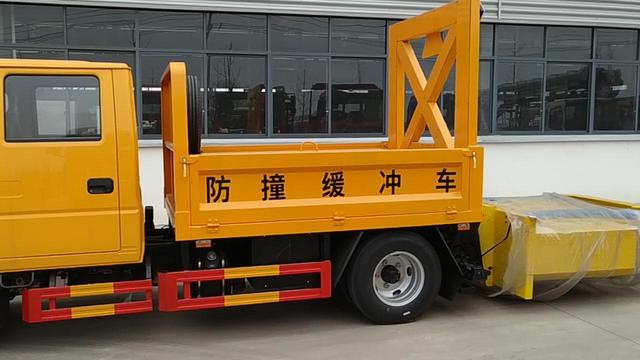 多种防撞型号扫路车，满足不同工程需求