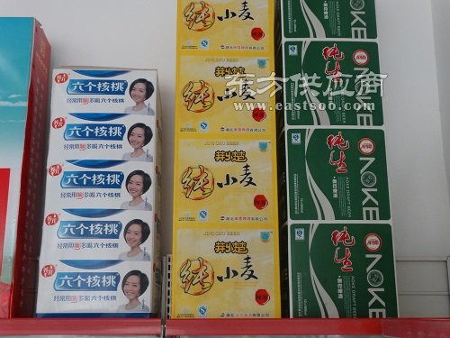 探尋山東廣告箱生產翹楚 日照宏威塑膠，引領廣告制作新潮流